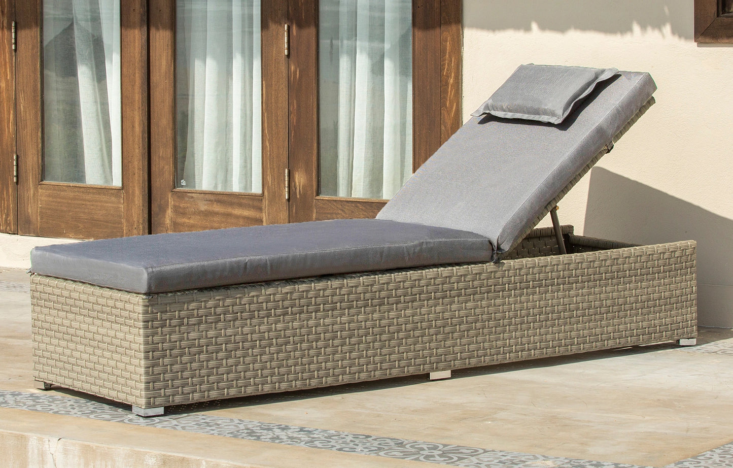 Chesterton Rattan Luxury Grey Sun Lounger