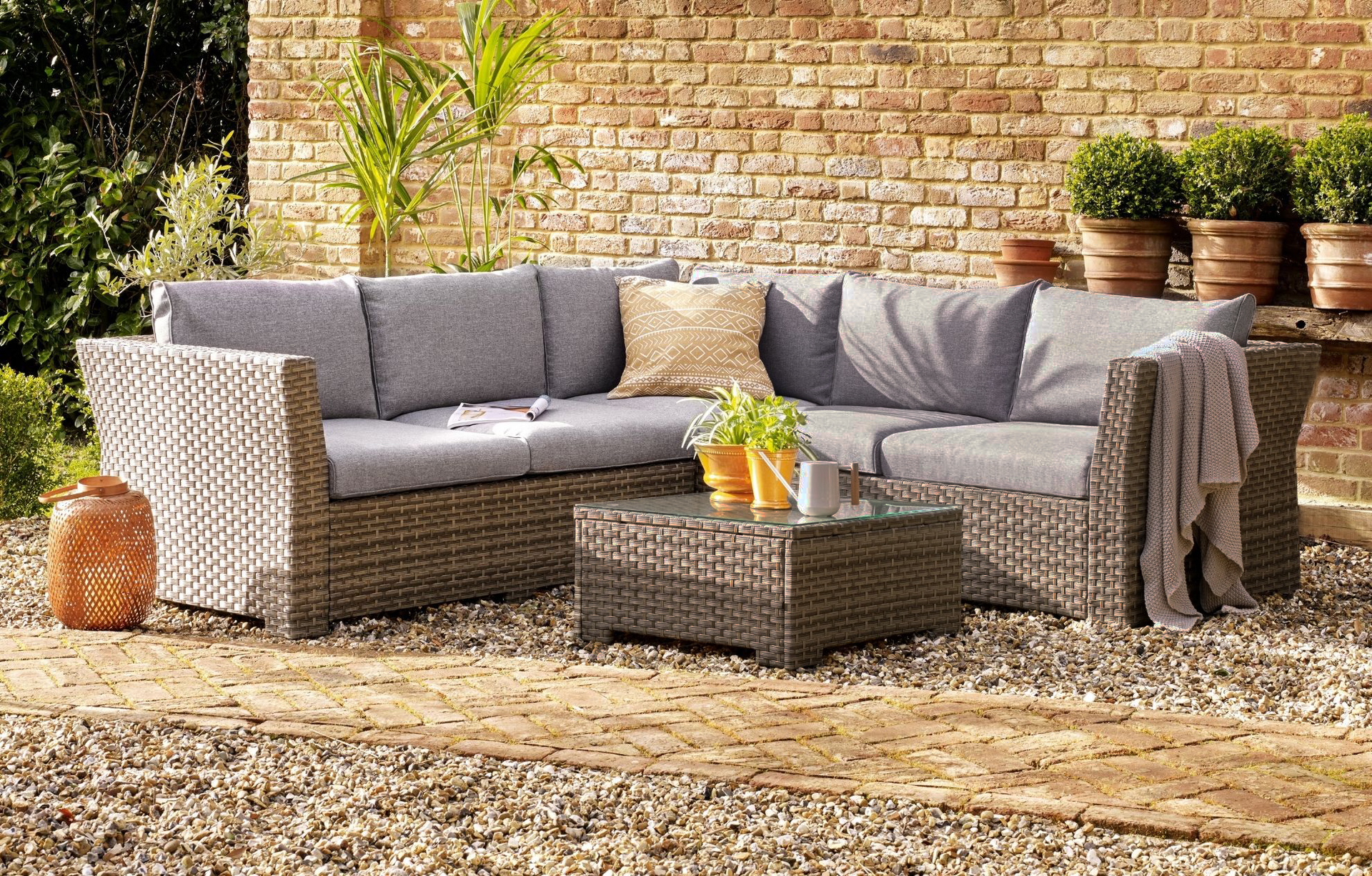Chesterton 5 Seater Polyrattan Corner Garden Sofa Set