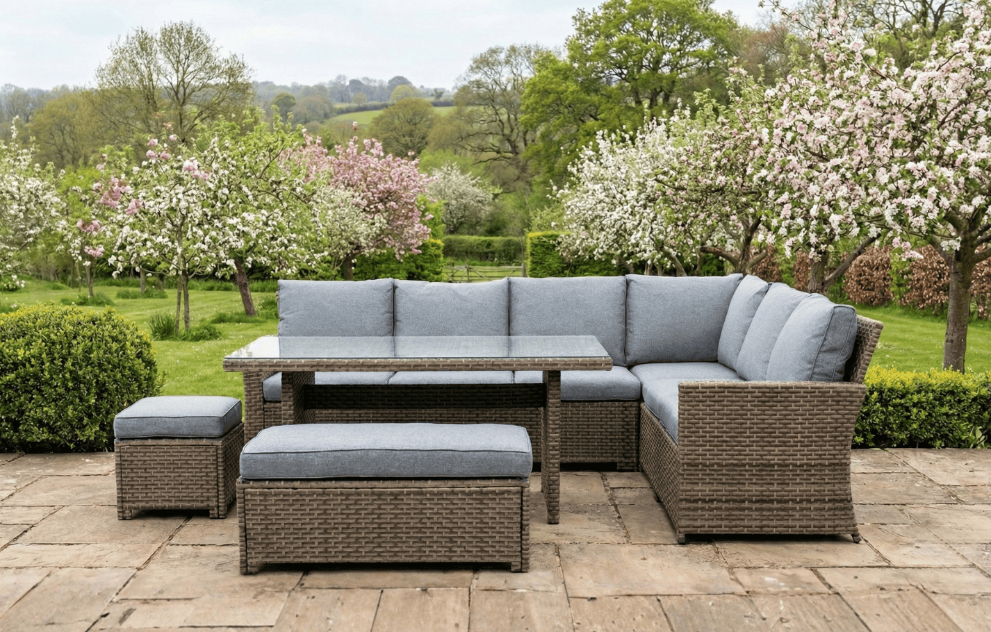 Palma Grey Rattan Garden Lounge Set and Cover Bundle - MINT Outdoor