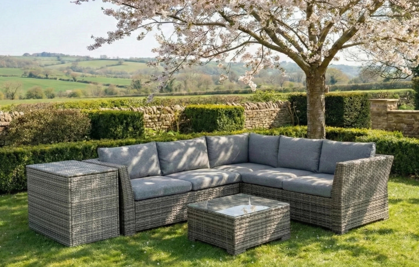 Chesterton Grey 5 Seater Corner Rattan Garden Sofa Lounge Set and Cushion Box Bundle