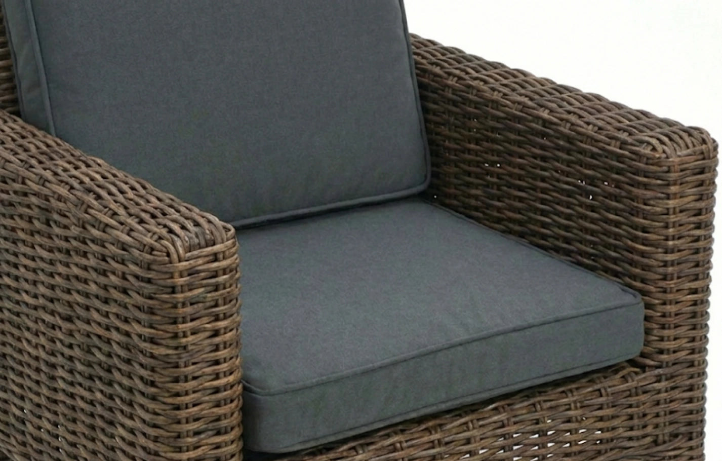 Custom Cushion Configurator - MINT Outdoor