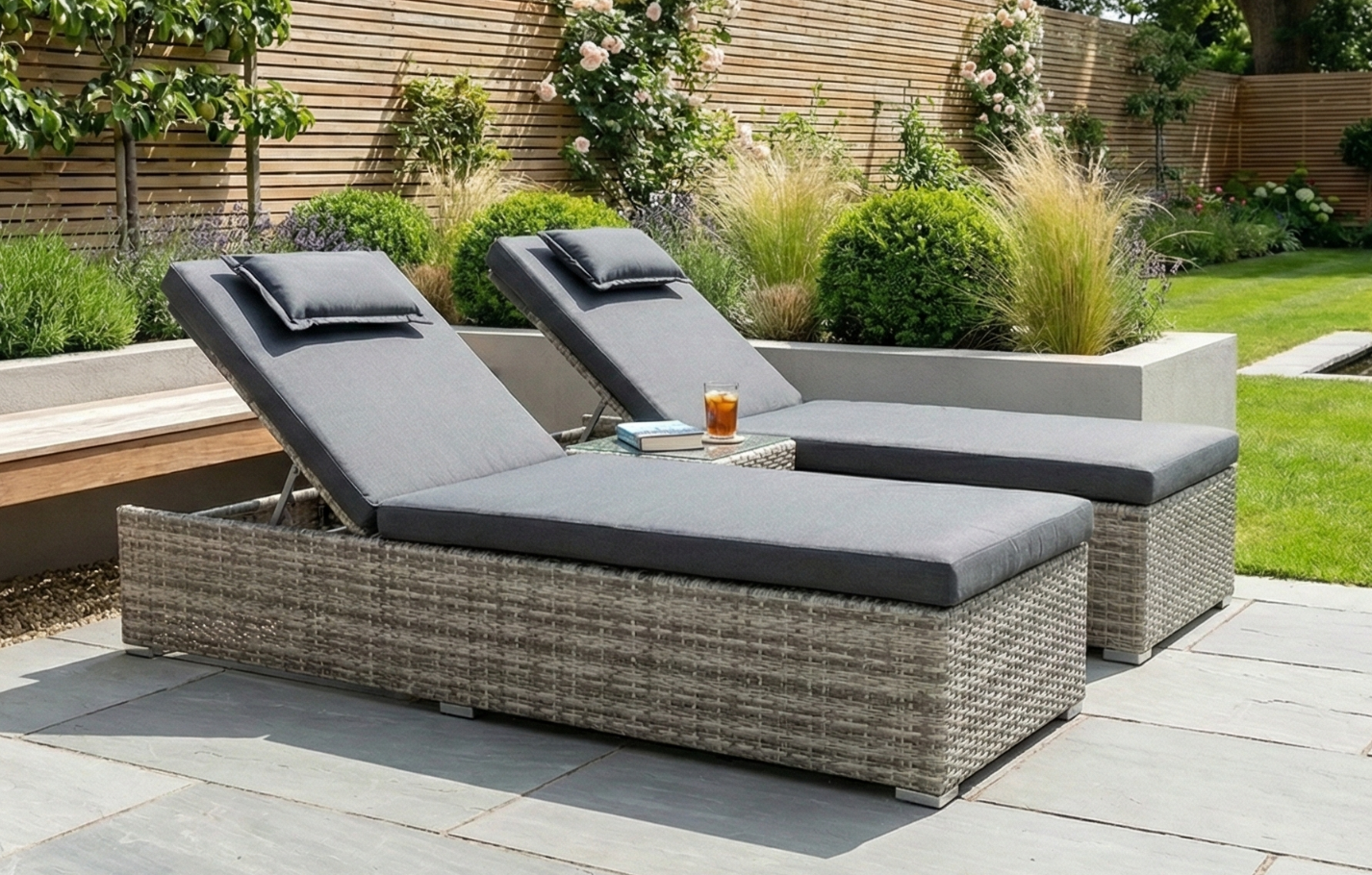 Palma Rattan Luxury Sun Lounger Set 2